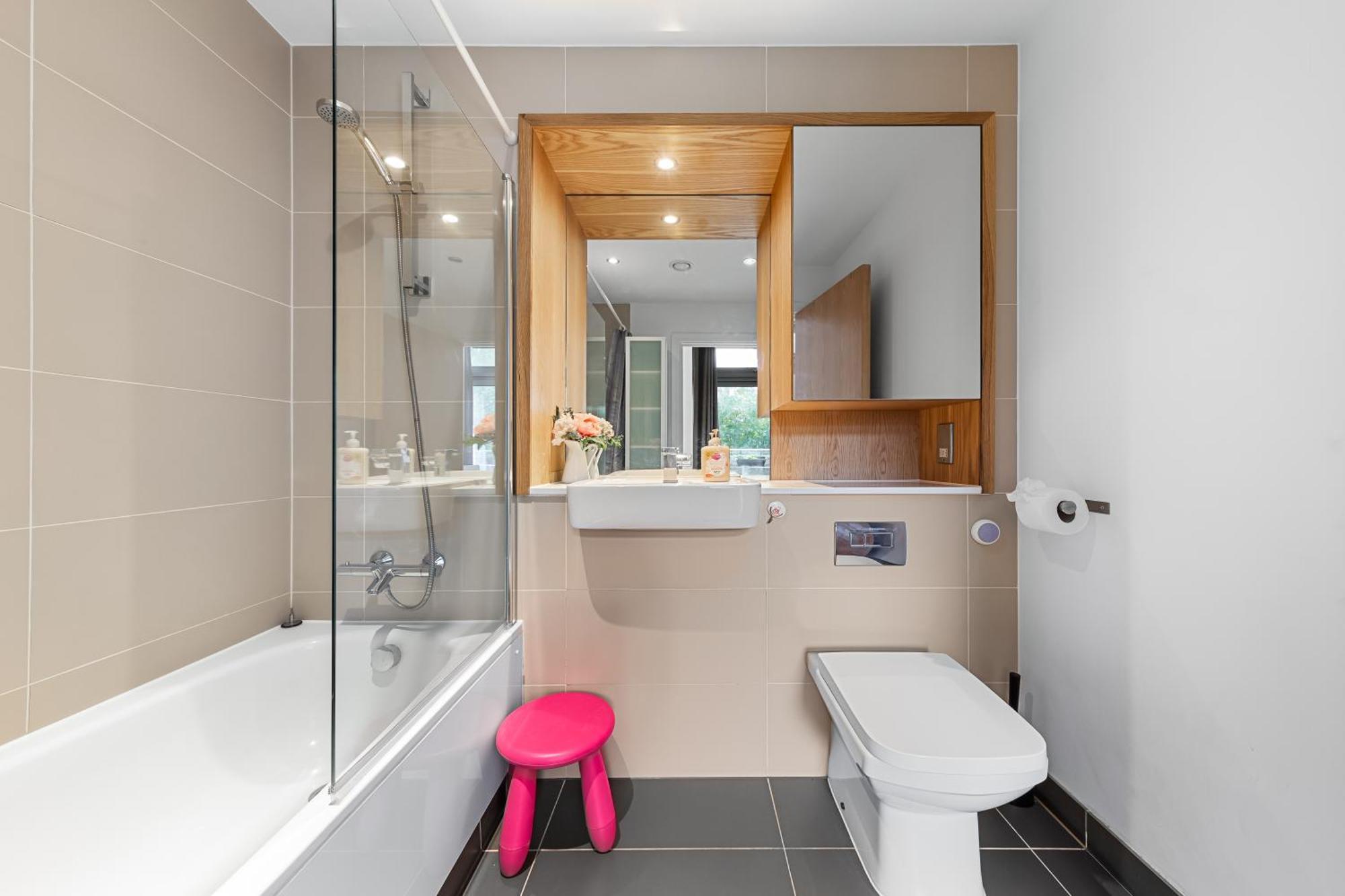 Trendy 2 Bed Flat In Greenwich With Car Parking Londres Exterior foto